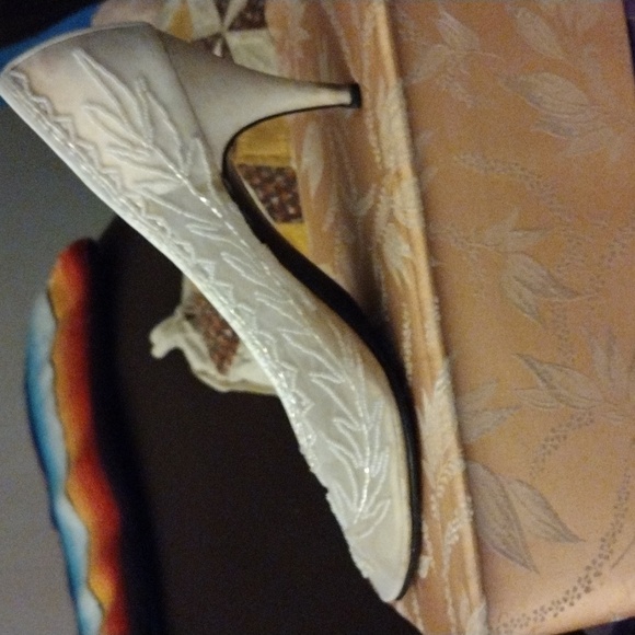 High heels - Picture 1 of 2